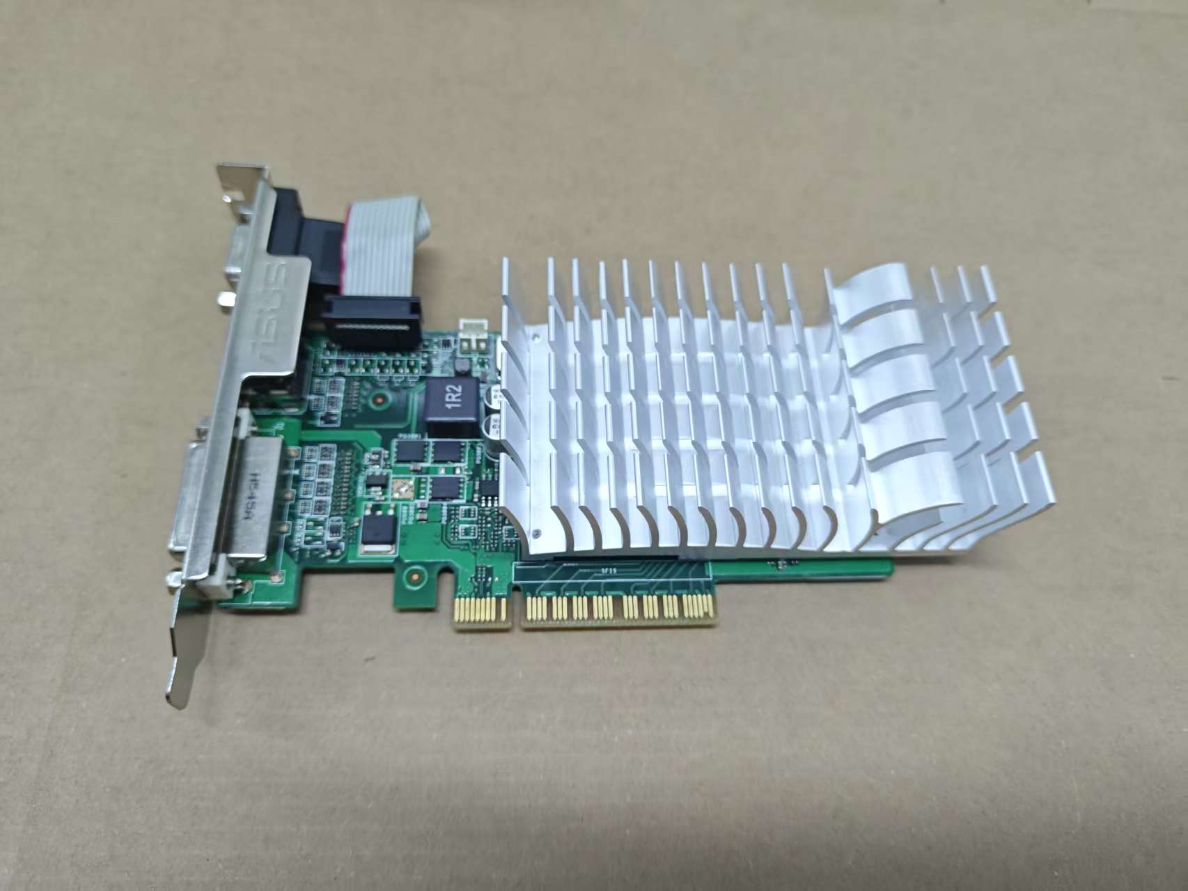 بطاقة رسومات ASUS GT720 2GD3 V - مراجعة Pc Gaming Nvidia وسعره