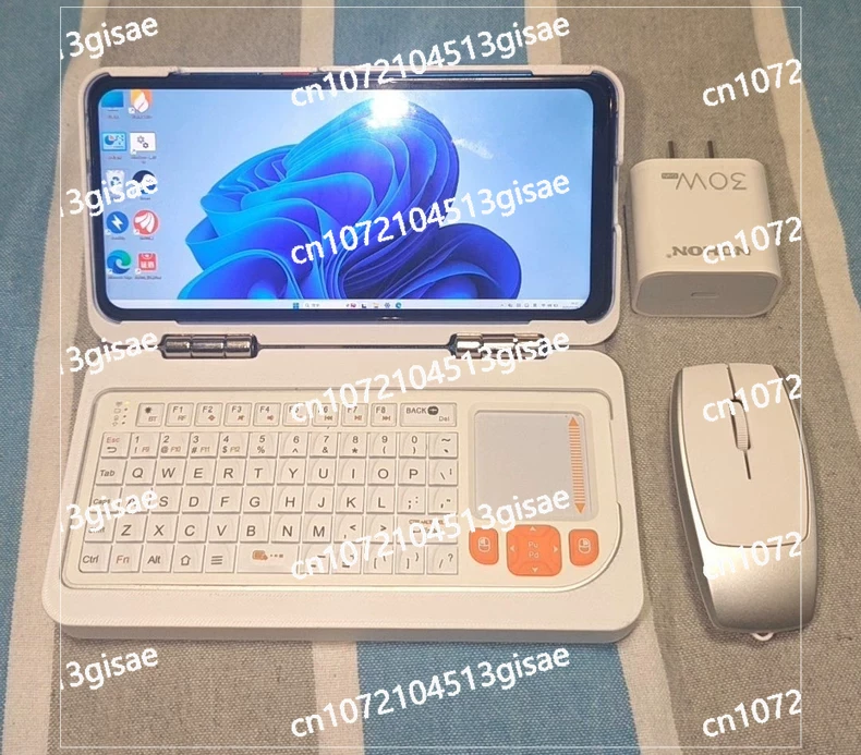 جهاز كمبيوتر محمول بشاشة 6 بوص - مراجعة Pc Gaming Keyboard وسعره